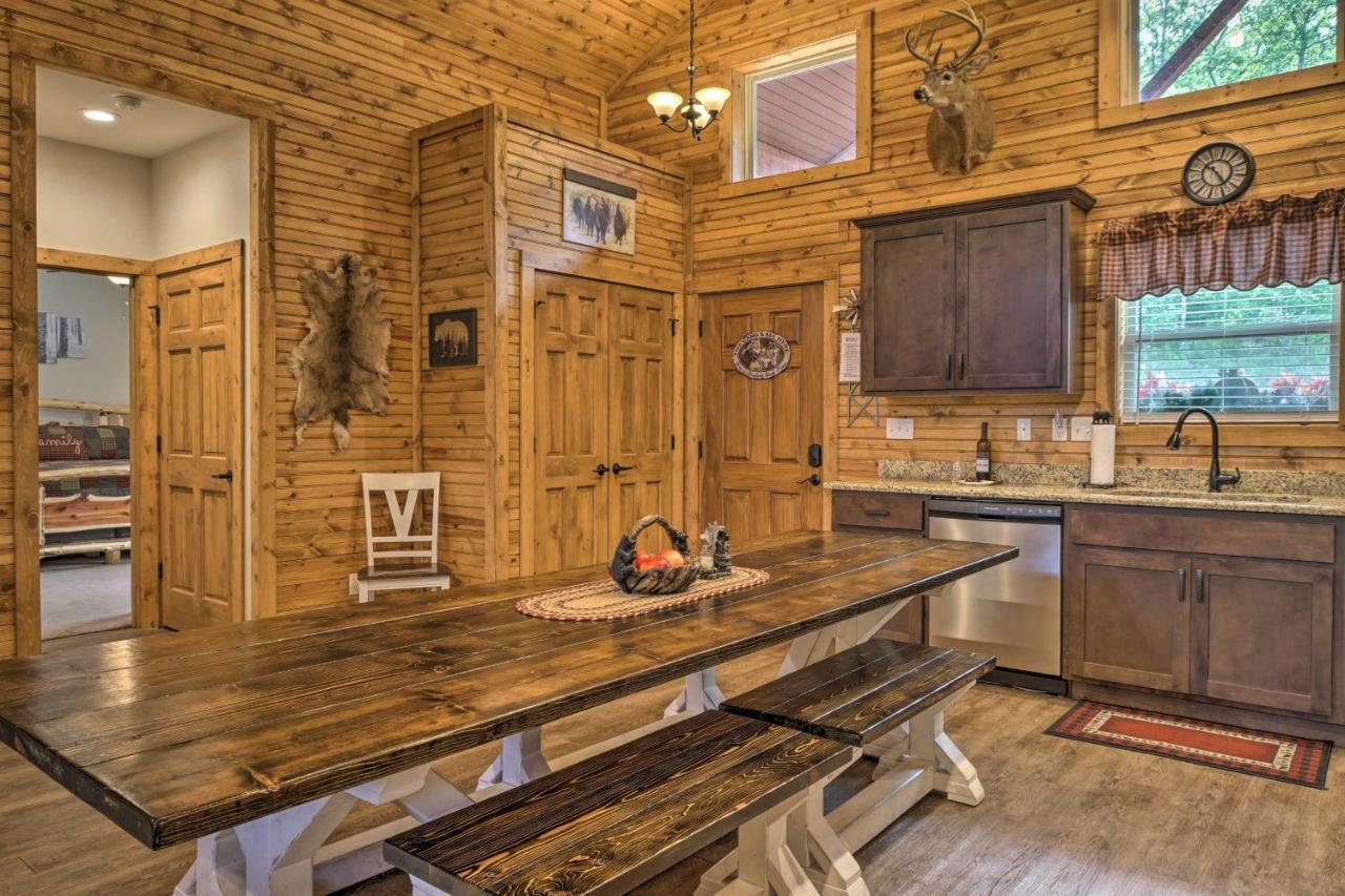 Branson West Cabin With Pool Access And Golfing Extérieur photo