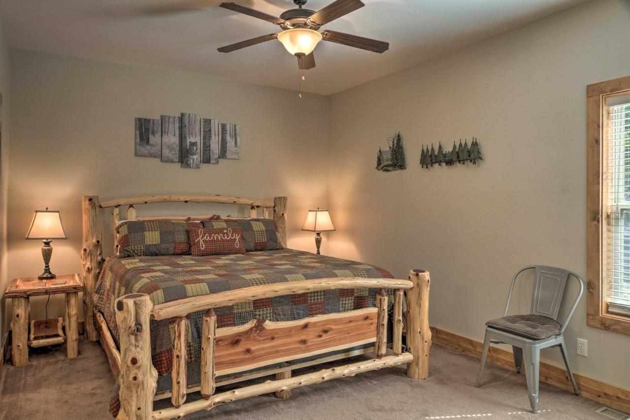Branson West Cabin With Pool Access And Golfing Extérieur photo